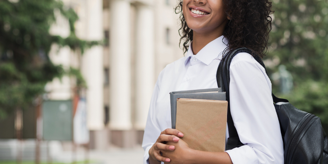Construa um futuro profissional se formando na Espanha